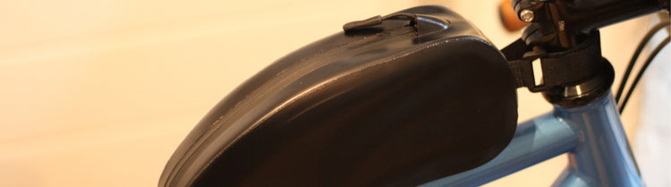 porte-bidons-carbone-sacoche-guidoline-arundel-baroudeur-cycles-revendeur-lyon-velo