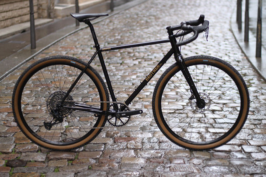 Baroudeur Built - Brother Cycles Mehteh 2025 - Stealth Black