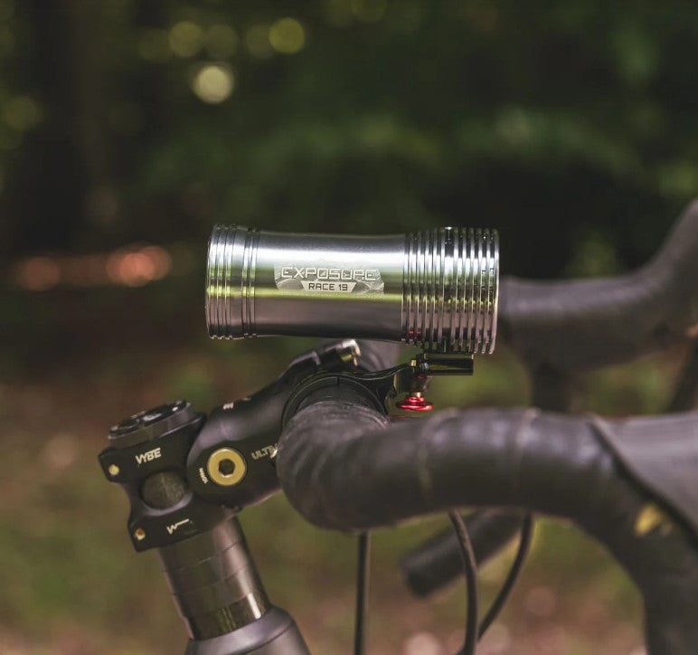 Eclairage avant Exposure Lights Race 19 USB-C