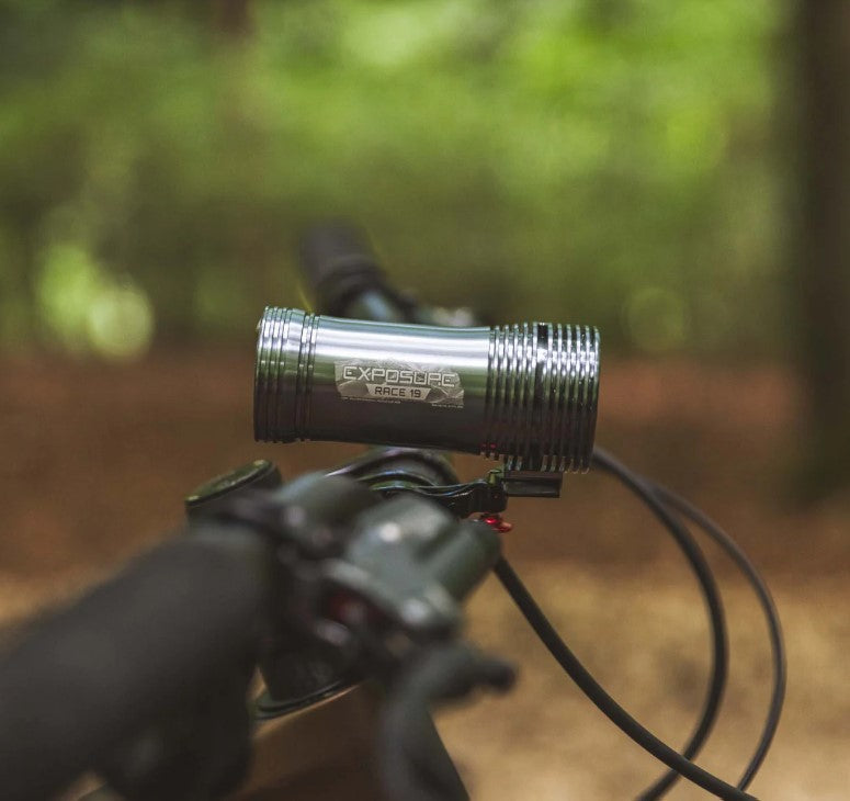 Eclairage avant Exposure Lights Race 19 USB-C