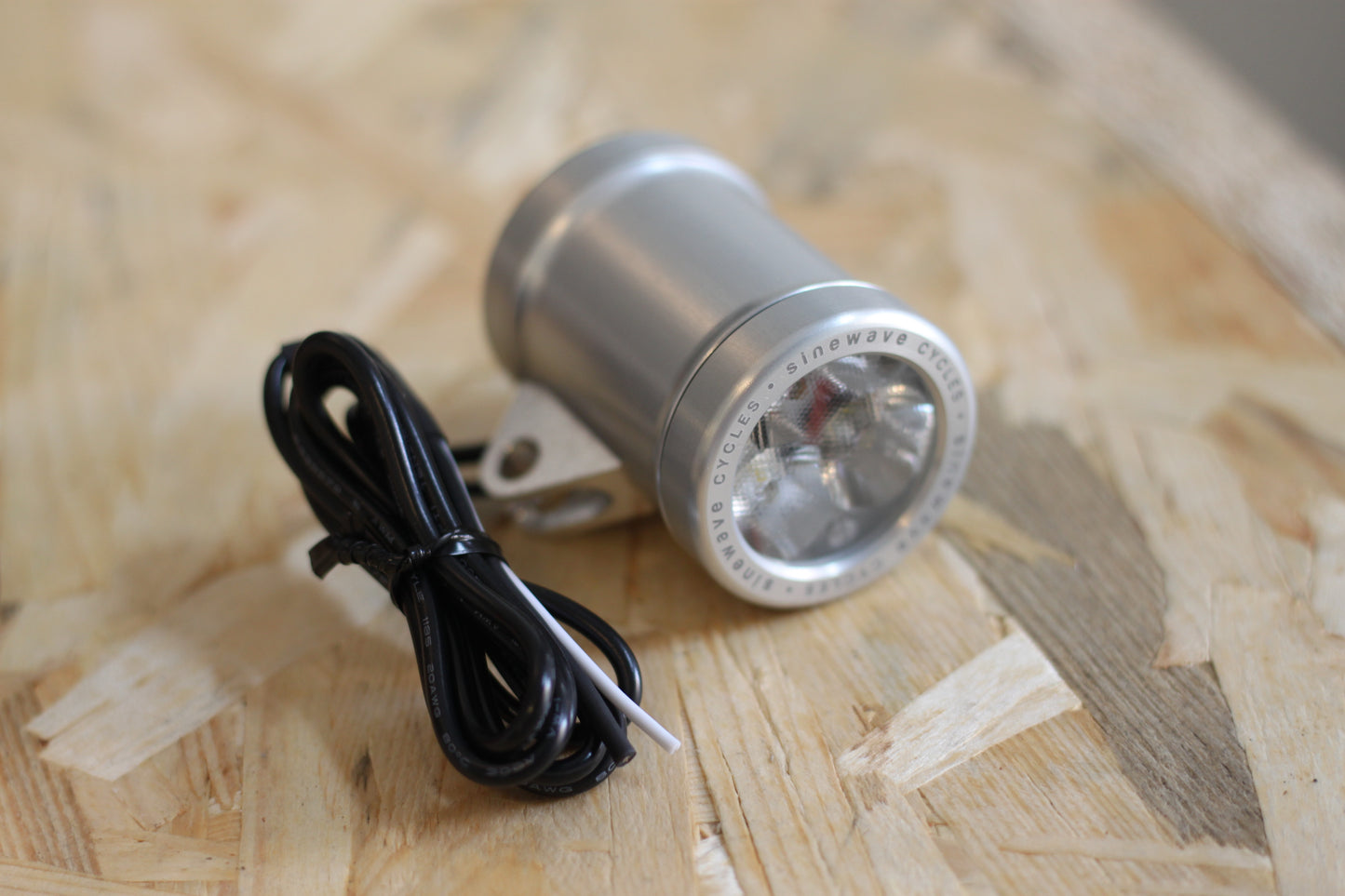 Lampe sur dynamo Sinewave Cycles Beacon V2