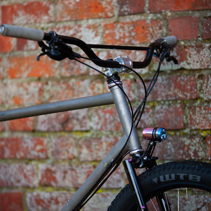Cintre Stridsland Anchor Bar - Black