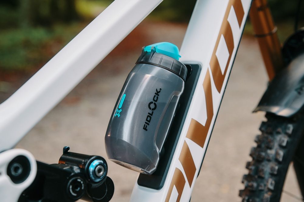 Bidon Fidlock TWIST bottle 450 antibacterial + bike base