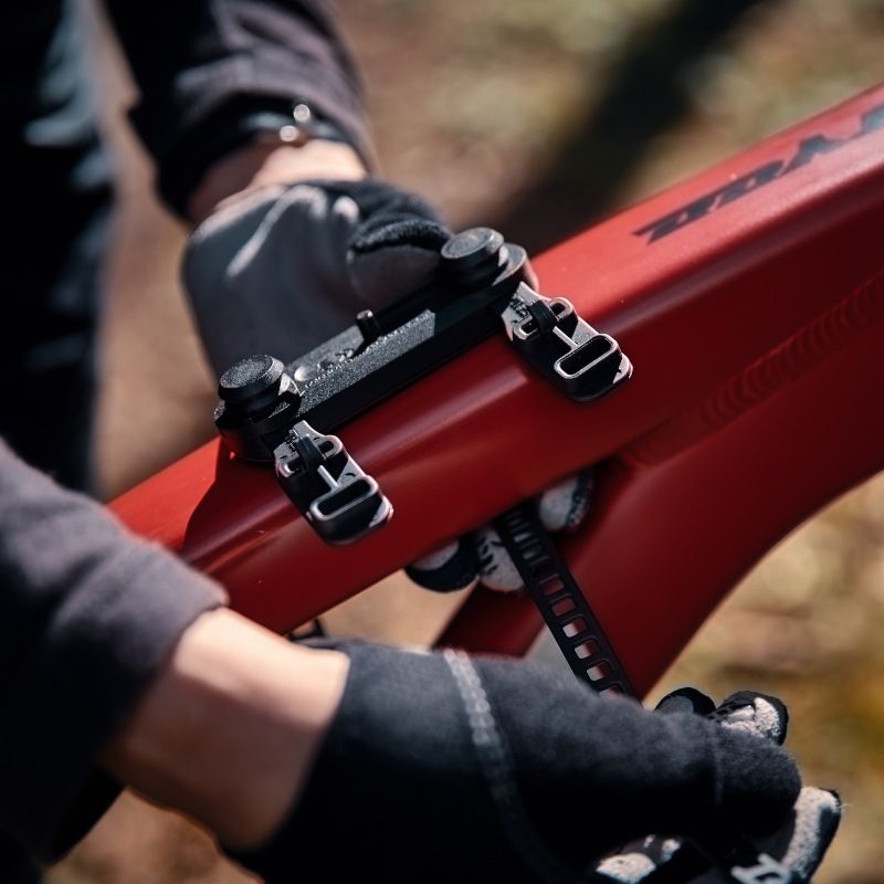 Porte bidon magnétique Fidlock Twist Uni Base