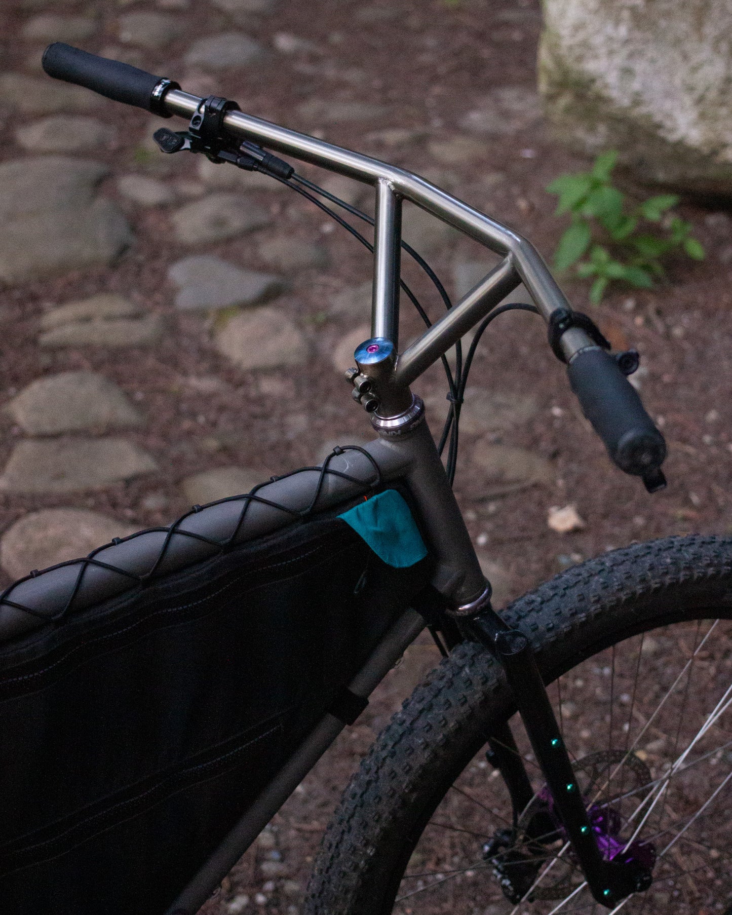 Guidon Stridsland Bullship Bar