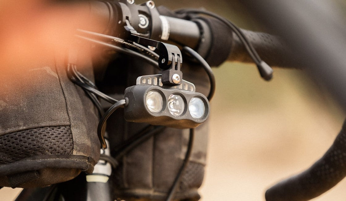 Lampe avant dynamo kLite ULTRA Adventure Baroudeur Cycles