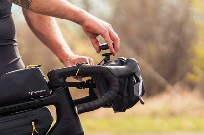 Sacoche de cintre Apidura Expedition Handlebar Pack 14L - Nouveau modèle!