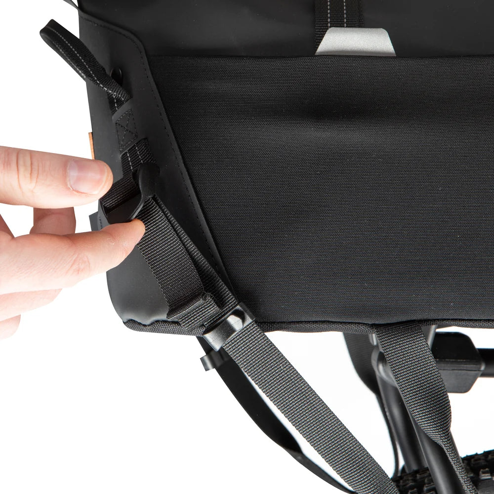 Sacoche de porte-bagages Restrap Switch Top Bag (15 Litres)