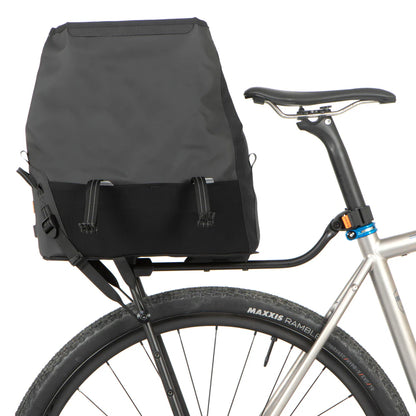 Sacoche de porte-bagages Restrap Switch Top Bag (15 Litres)