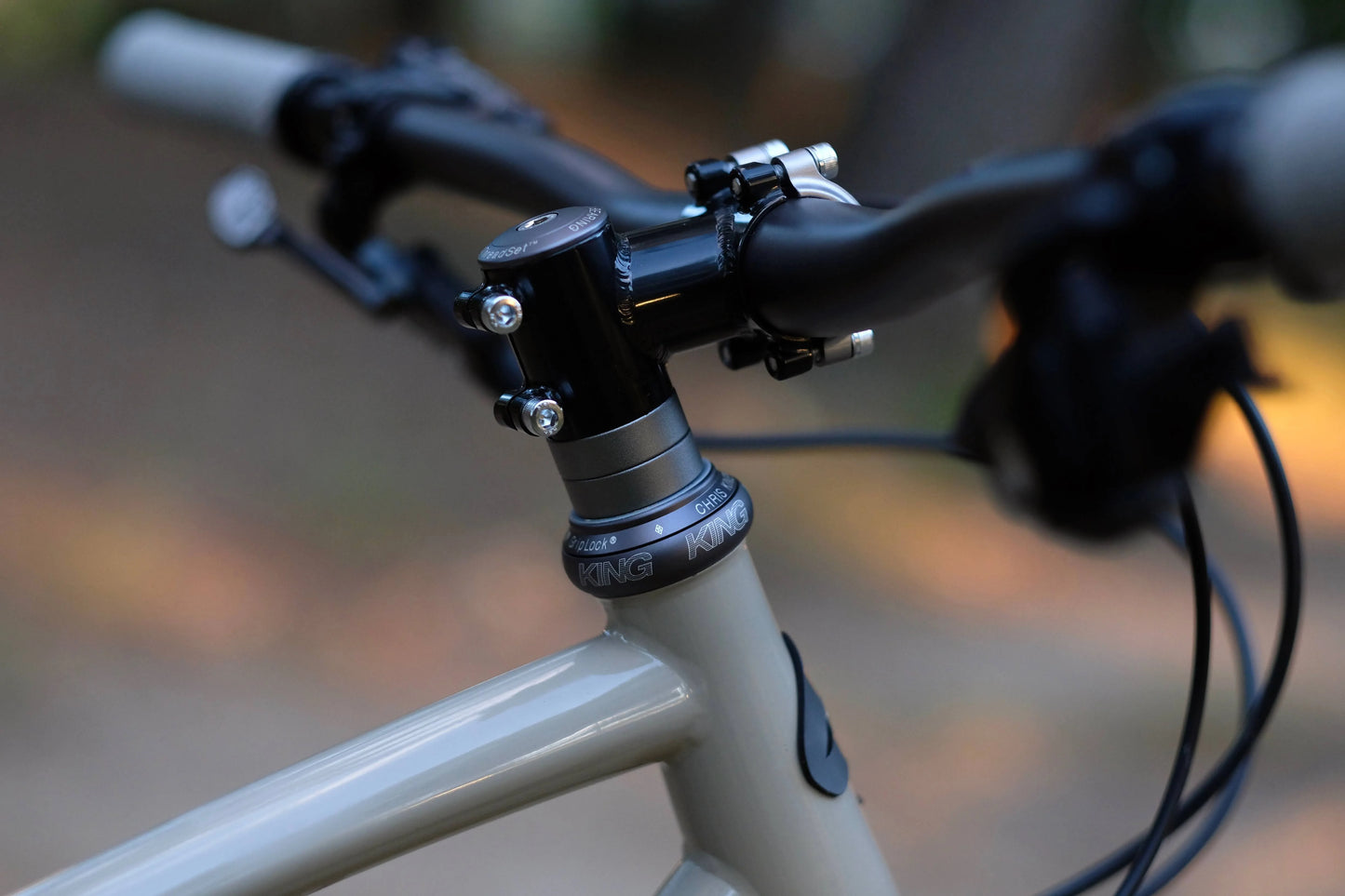 Entretoise de direction Alu SimWorks With Me - Stealth Grey - Matte Finish