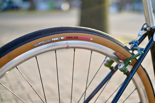 Pneu Sim Works Volummy Tire - 700 x 38c